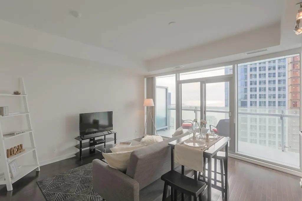 Apartment Noel Suites - York And Simcoe St. Toronto